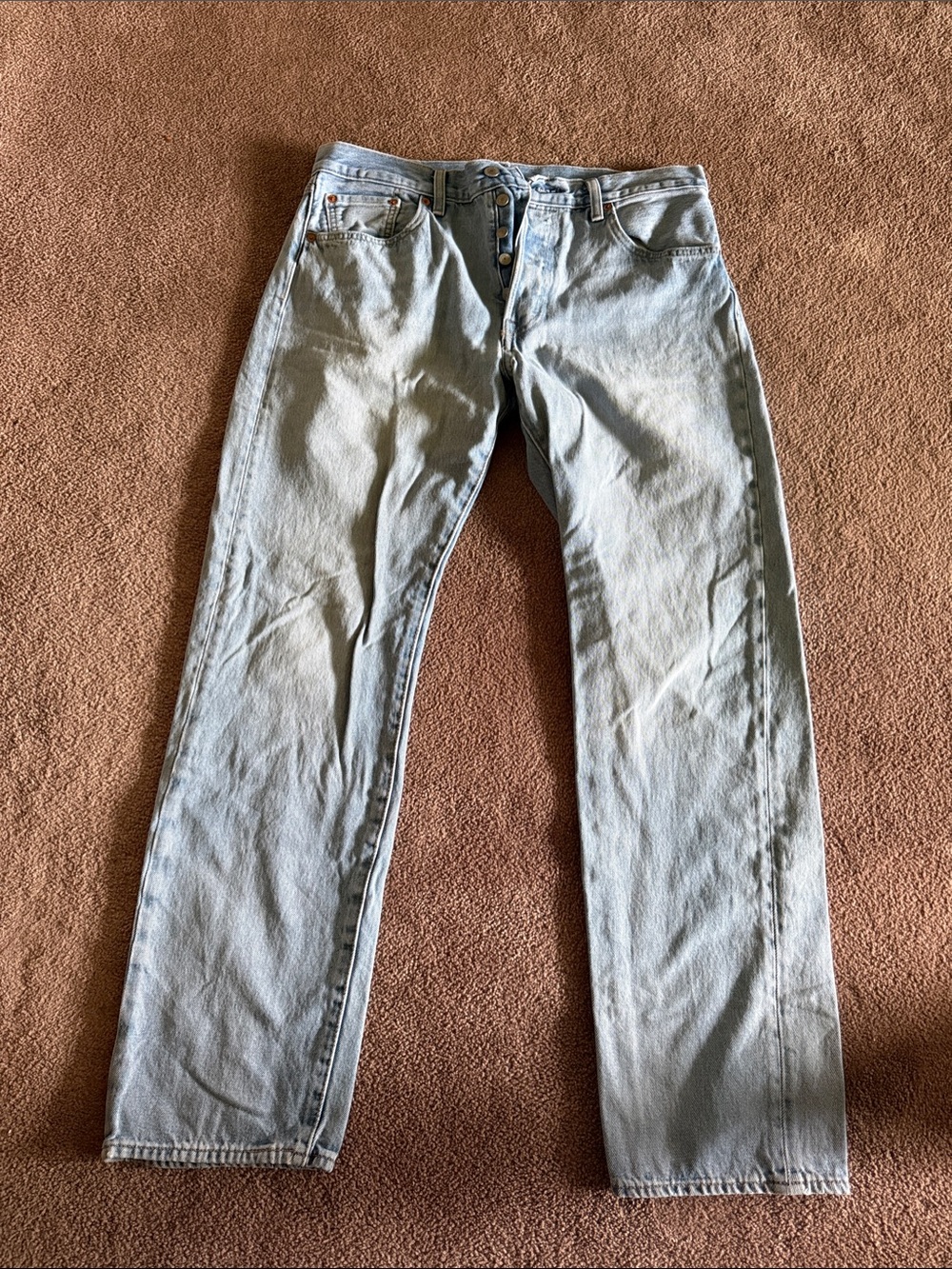Light Wash Men's Jeans - Classic Straight Fit